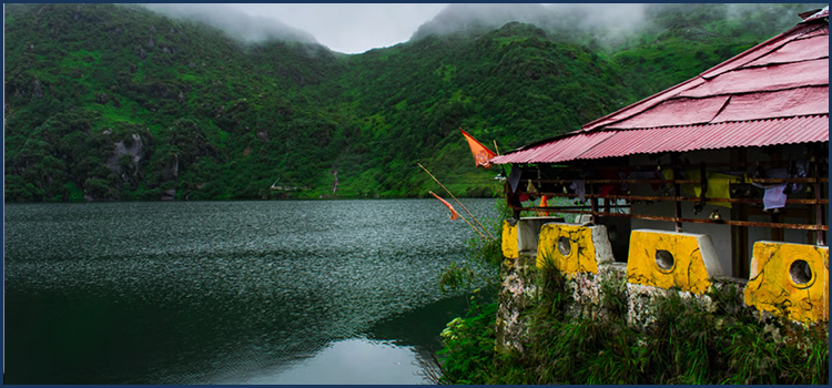 Khecheopalri Lake